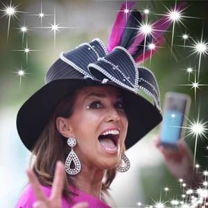 Meet your Posher, Deborah